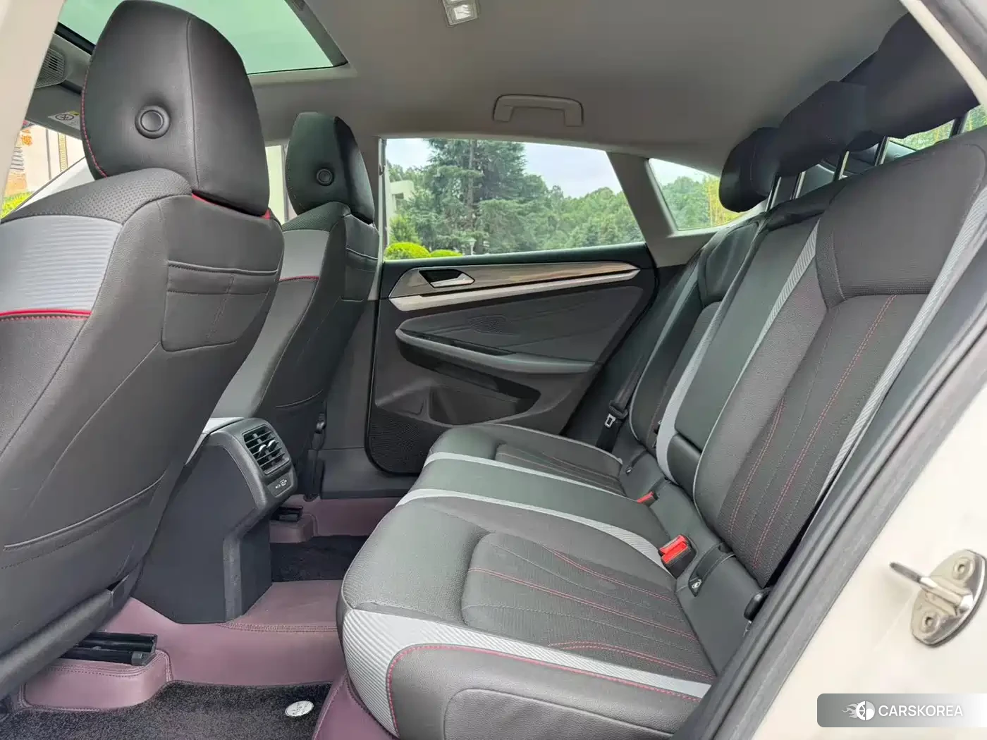 Volkswagen Lamando id 4664427 из Китая 16