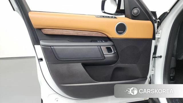Land Rover Discovery 5 id 4581670 из Кореи 16