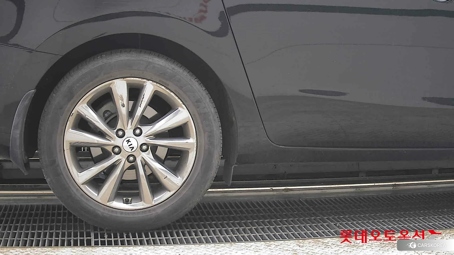 Kia Carnival id 4347383 из Кореи 16