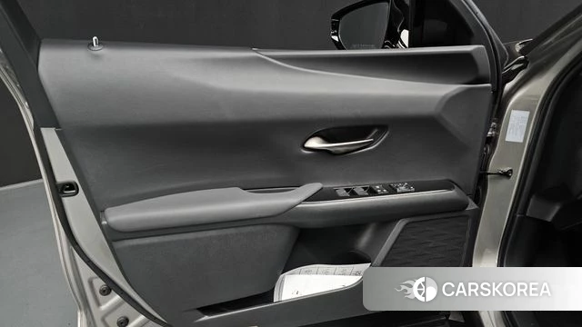Lexus UX250h id 4250673 из Кореи 16