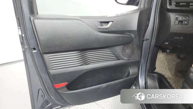 Hyundai Staria id 4434358 из Кореи 16