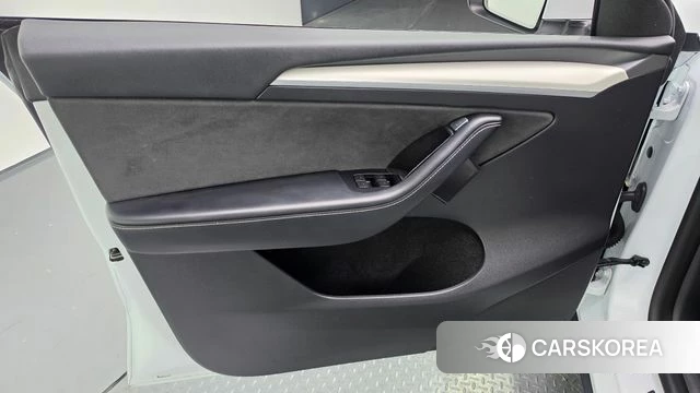 Tesla Model Y id 4516896 из Кореи 16