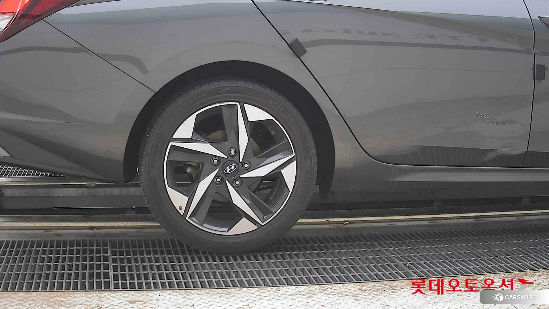 Hyundai Avante id 4498406 из Кореи 16