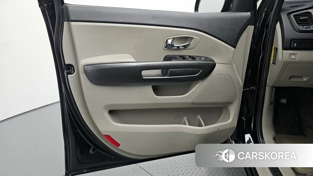 Kia The New Carnival id 4304515 из Кореи 16