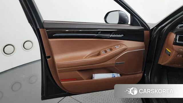 Genesis G90 id 4625928 из Кореи 16