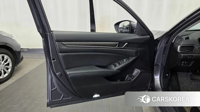 Honda Accord 10th Generation id 4470118 из Кореи 16