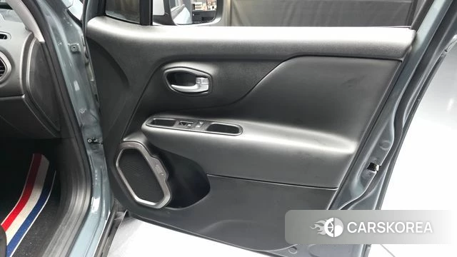 Jeep Renegade id 4620559 из Кореи 16