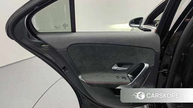Mercedes-Benz A-Class W177 id 4401815 из Кореи 16