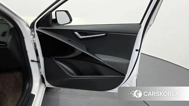 Kia Di Ol Nu Niro id 4195474 из Кореи 16