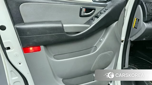 Hyundai The New Grand Starex id 4397650 из Кореи 16