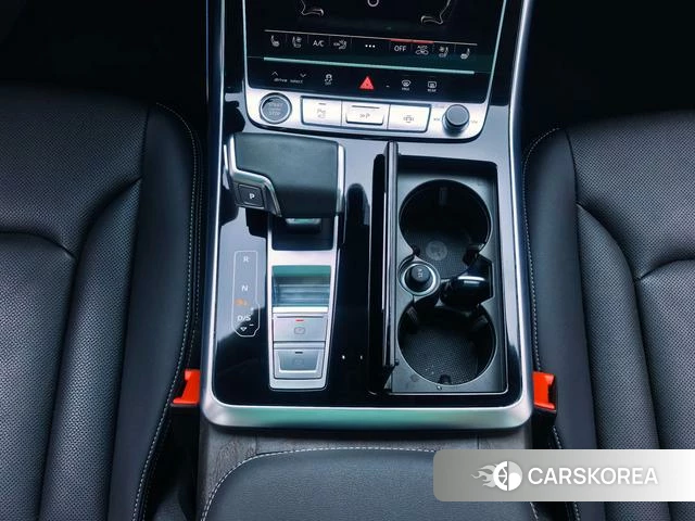 Audi Q8 id 3969010 из Китая 16