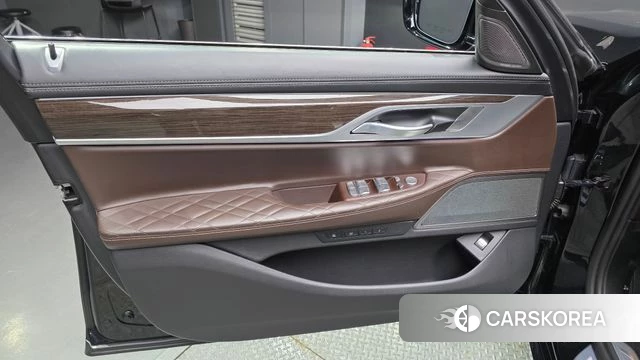 BMW 7 Series (G11) id 4470815 из Кореи 16
