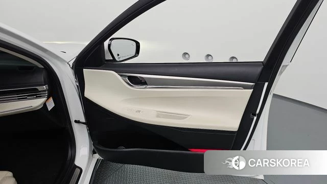 Hyundai The New Grandeur IG Hybrid id 4231692 из Кореи 16