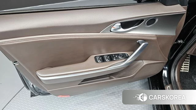 Kia Stinger id 4435476 из Кореи 16