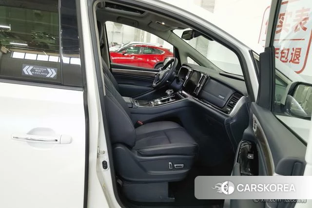 GAC Trumpchi Trumpchi M8 id 4235947 из Китая 16