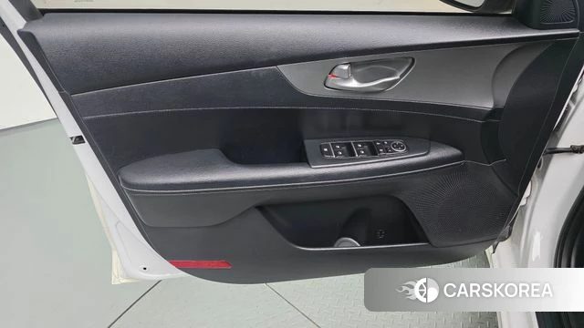 Kia Come New K3 id 4849927 из Кореи 16