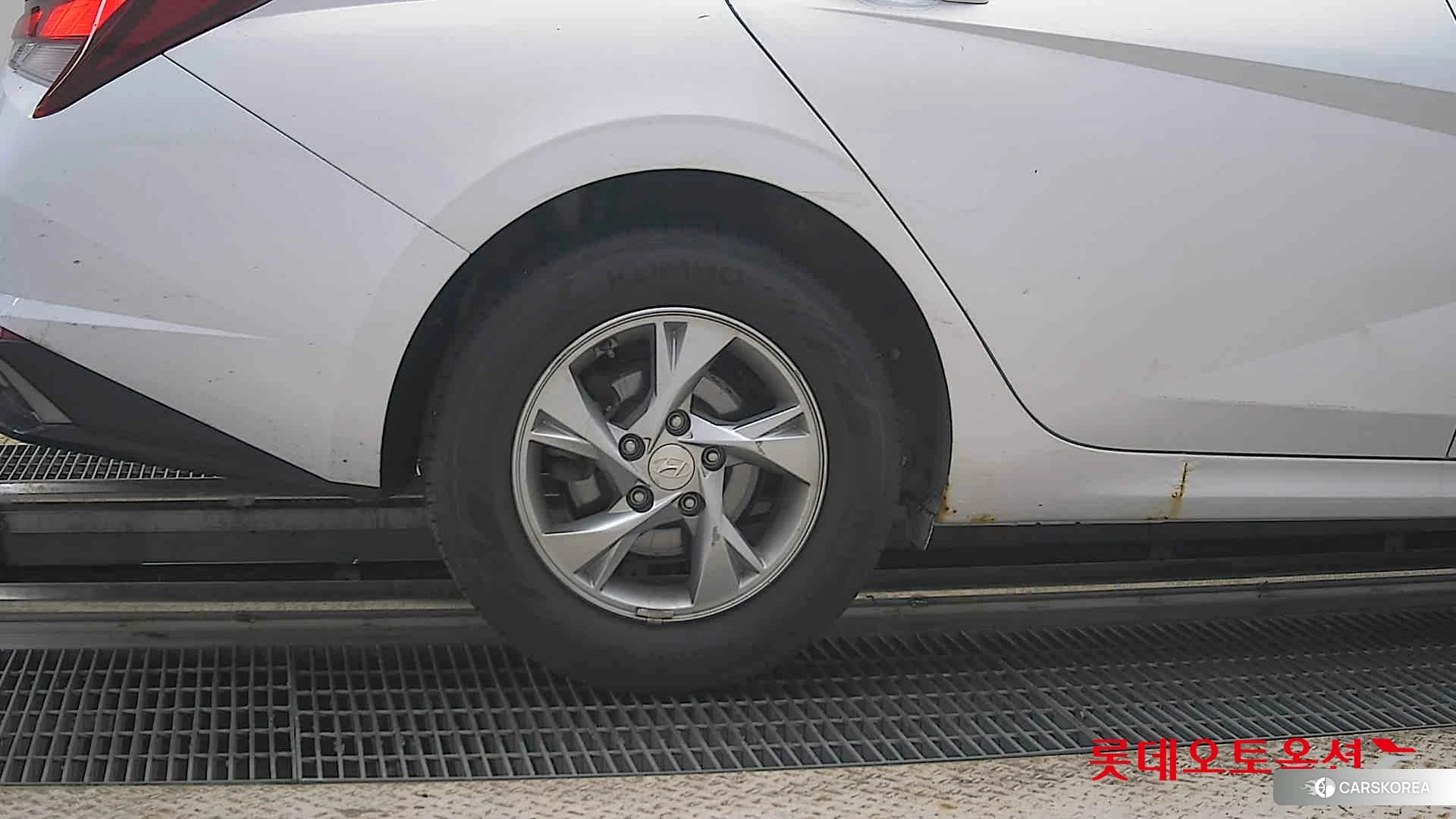 Hyundai Avante id 4504317 из Кореи 16