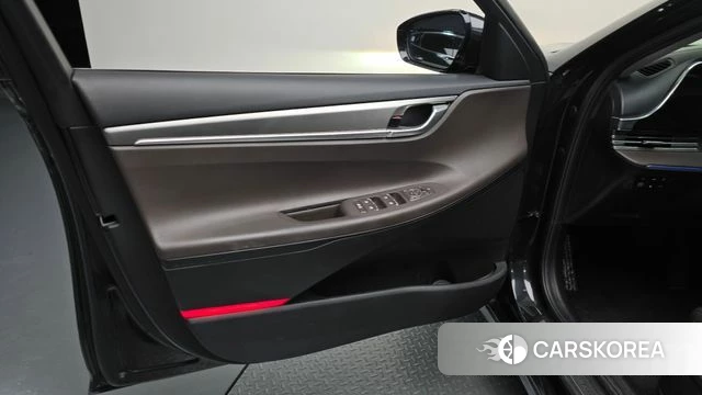 Hyundai The New Grandeur IG Hybrid id 4666783 из Кореи 16