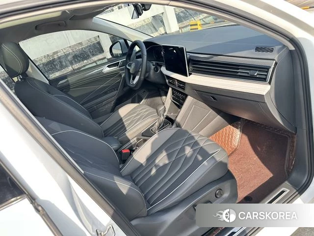 Volkswagen Tiguan L id 4258792 из Китая 16