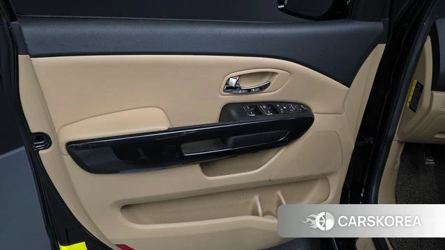 Kia All New Carnival id 4459585 из Кореи 16