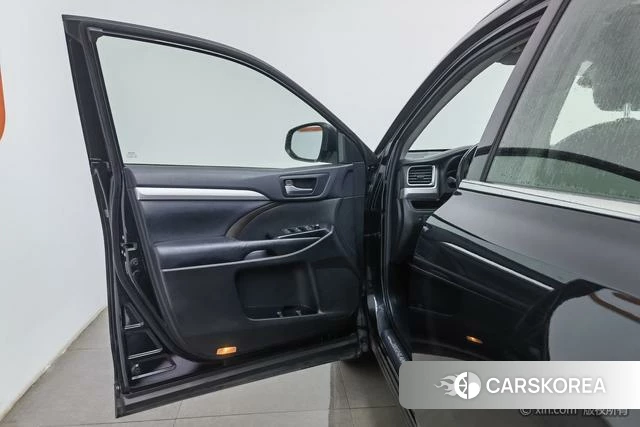 Toyota Highlander id 4335838 из Китая 16