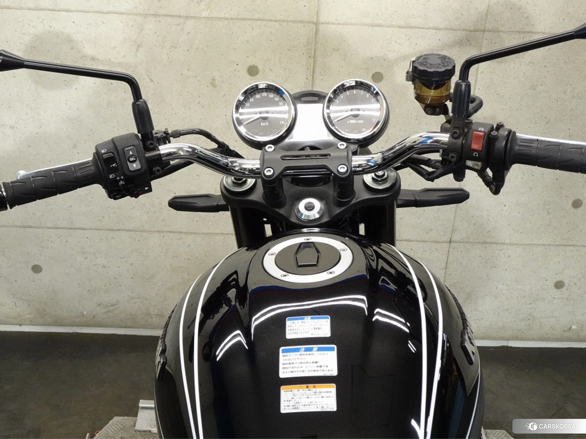Kawasaki Z900RS id 3950371 из Японии 16