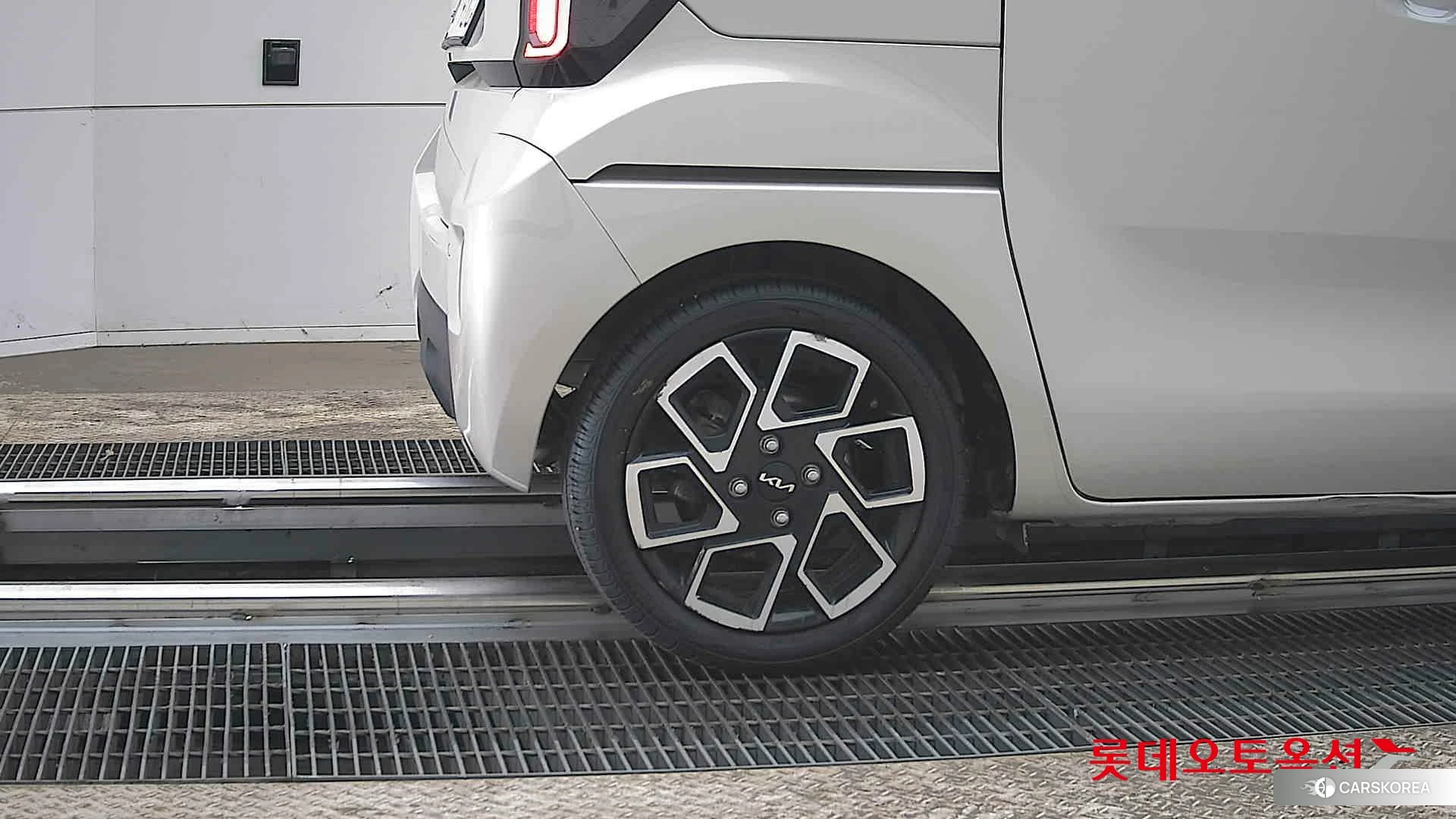 Kia Ray id 3888428 из Кореи 16