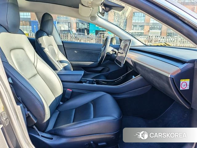 Tesla Model 3 (imported) id 4235438 из Китая 16