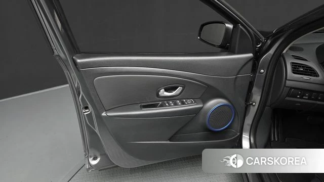 Renault Korea (Samsung) SM3 Z.E. id 4529929 из Кореи 16