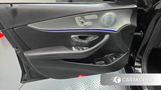 Mercedes-Benz E-Class W213 id 4502462 из Кореи 16