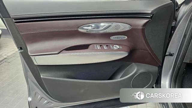 Genesis GV70 id 4657218 из Кореи 16