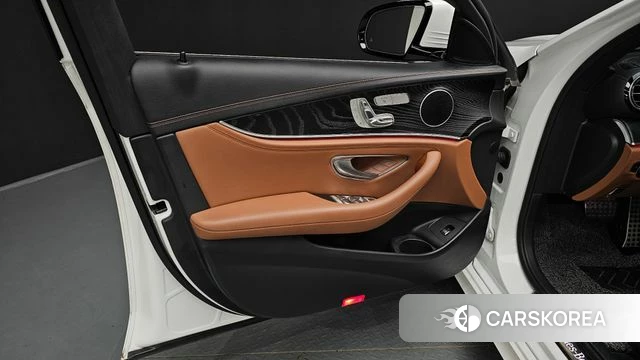 Mercedes-Benz E-Class W213 id 4683371 из Кореи 16