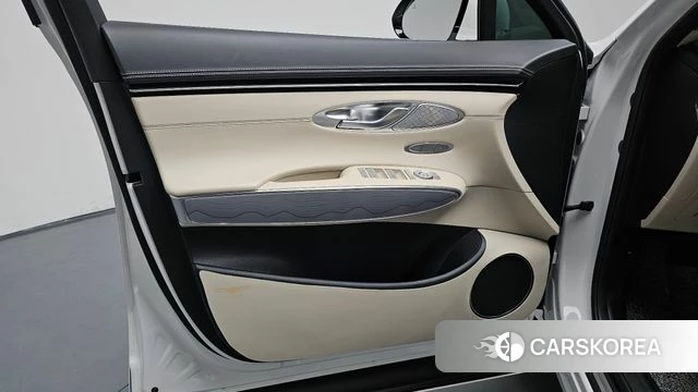 Genesis GV70 id 4382071 из Кореи 16