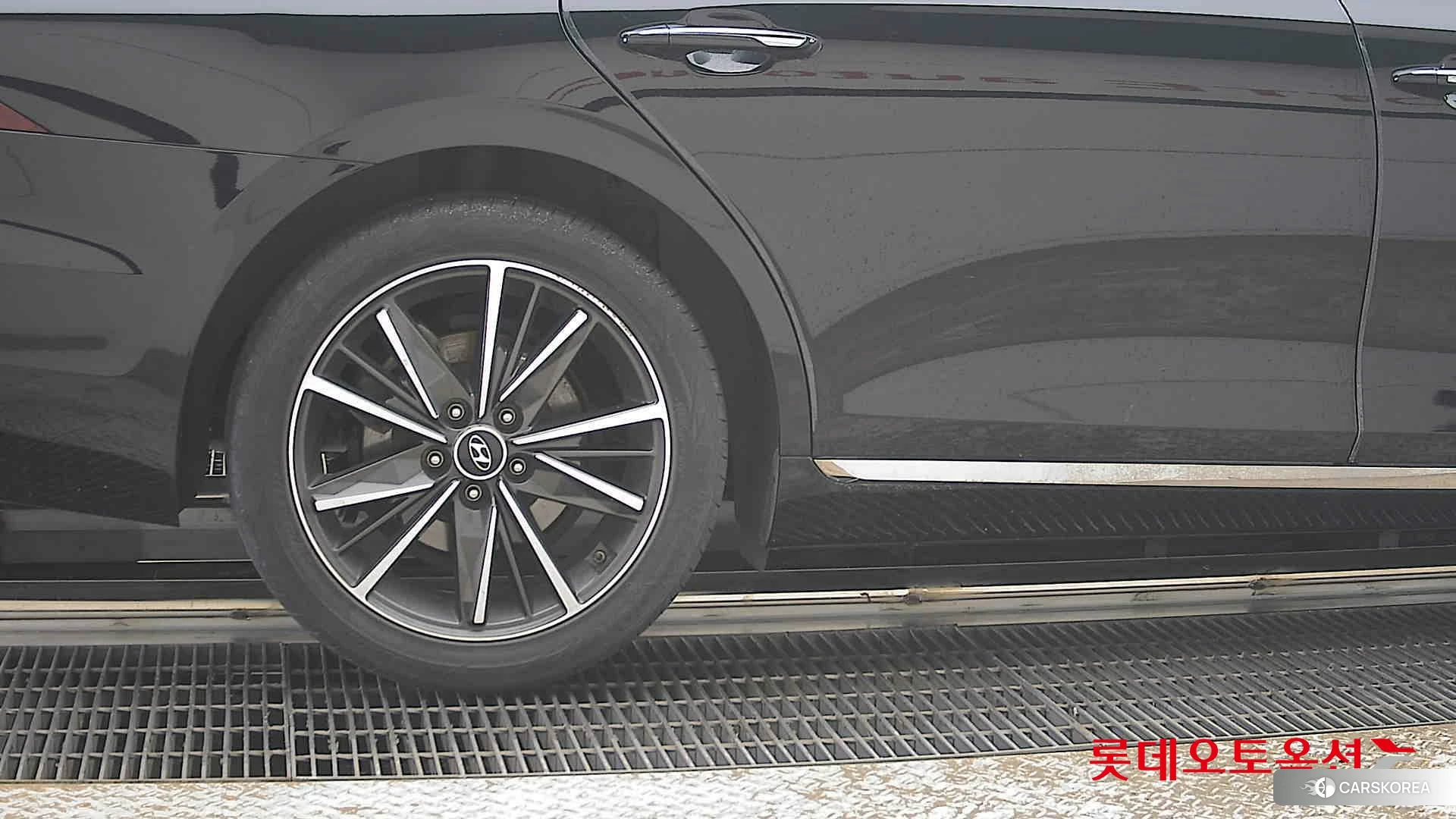 Hyundai Grandeur id 3881990 из Кореи 16