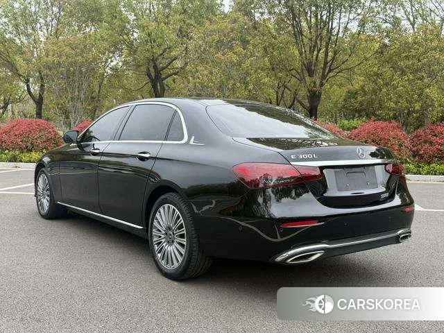 Mercedes-Benz E-class id 4264953 из Китая 16