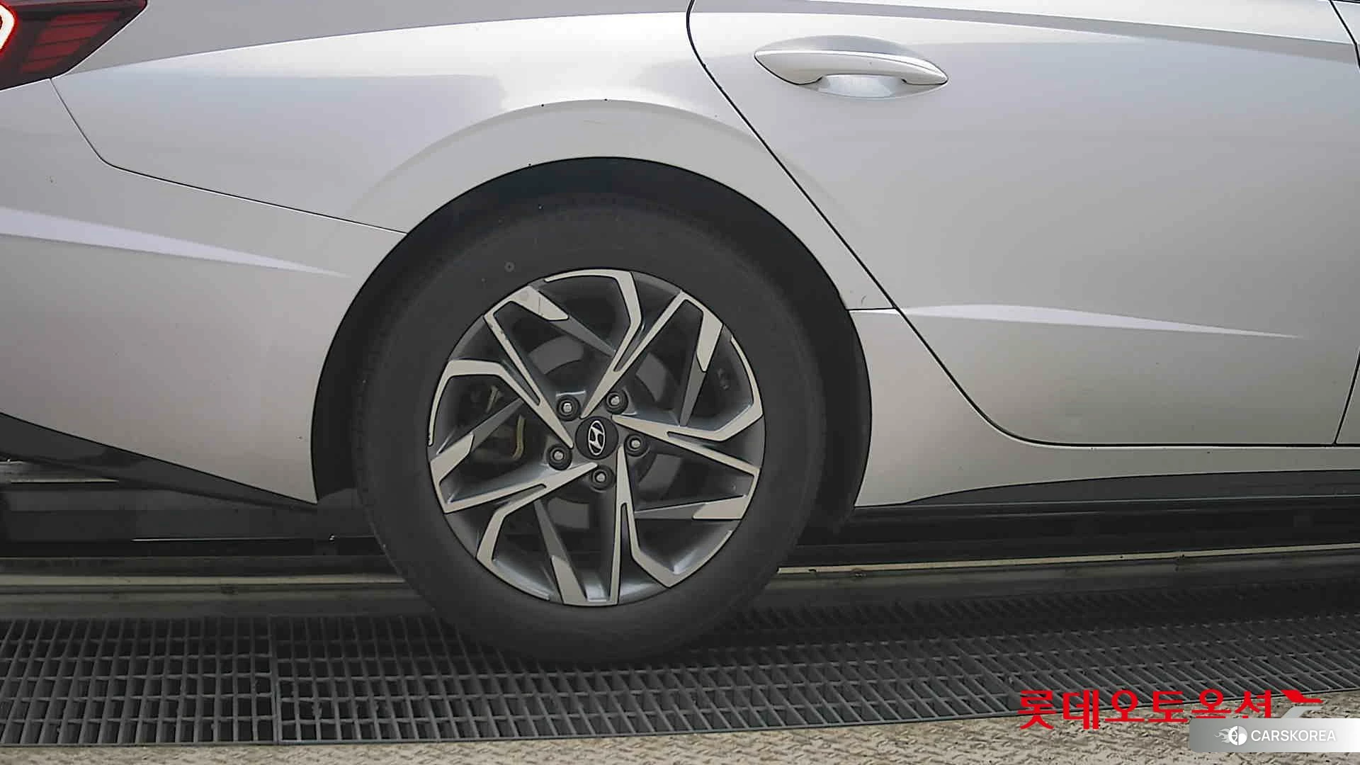 Hyundai Sonata id 4347307 из Кореи 16