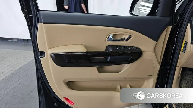 Kia The New Carnival id 4490896 из Кореи 16
