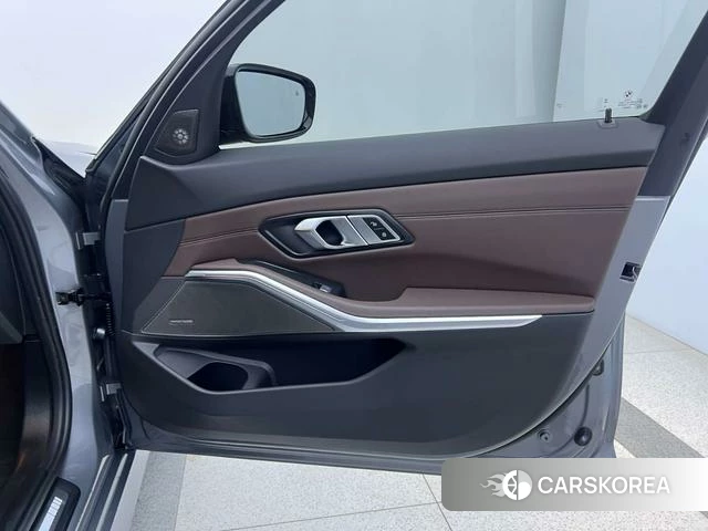BMW 3 series id 4254014 из Китая 16