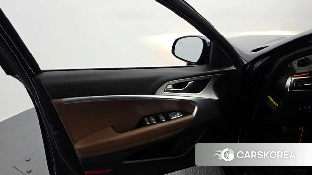 Genesis G70 id 4286272 из Кореи 16