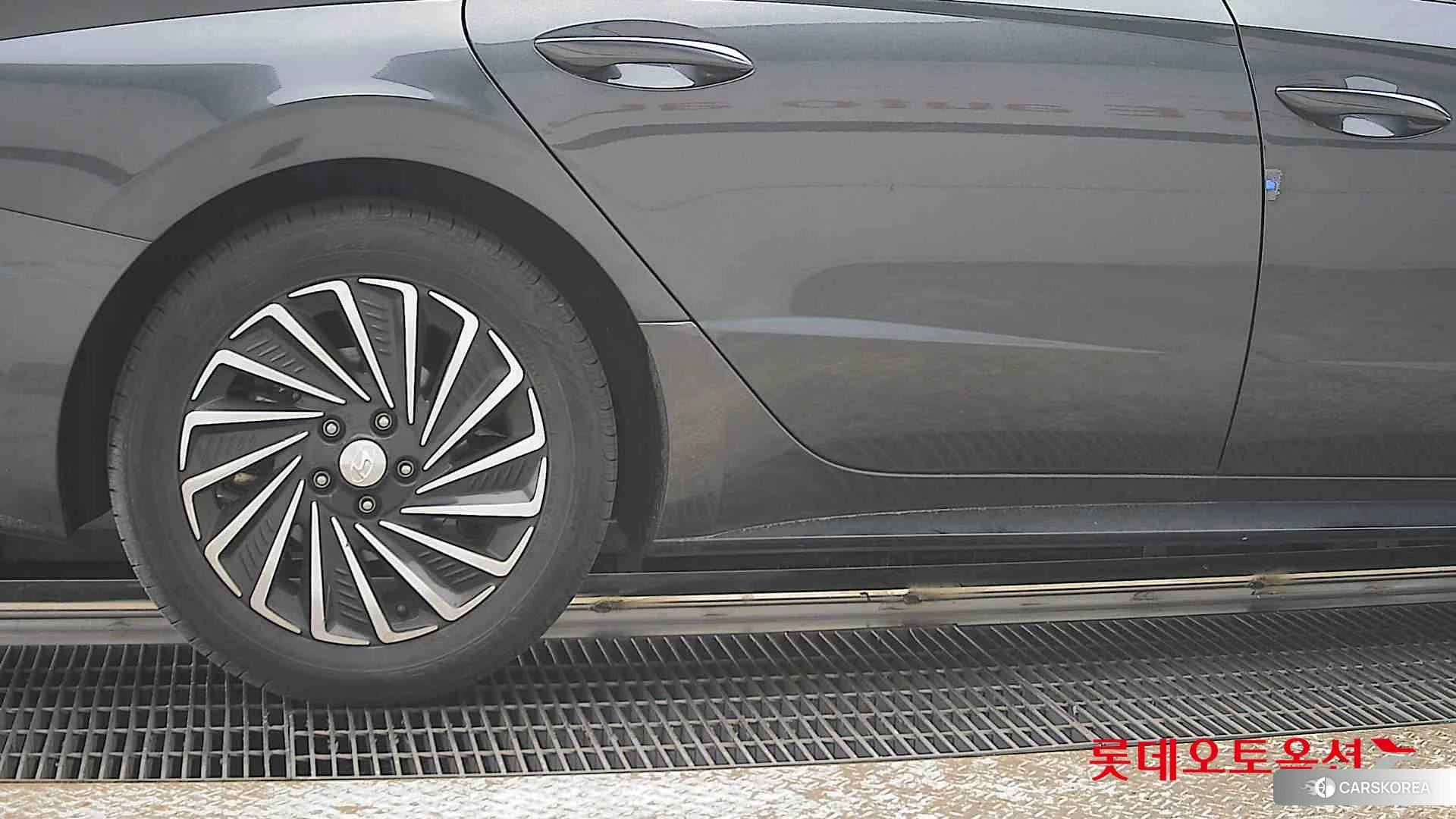 Hyundai Sonata Hybrid id 3882002 из Кореи 16