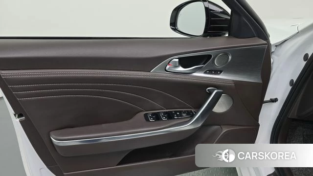 Kia Stinger Meister id 4481000 из Кореи 16
