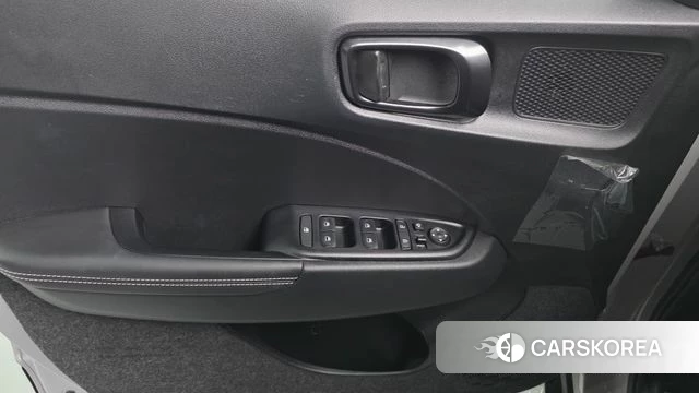 Hyundai Venue id 4201172 из Кореи 16