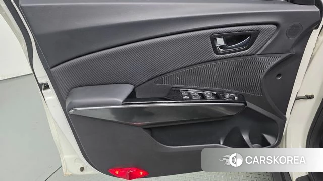 Ssangyong Berry New Tivoli id 4429396 из Кореи 16