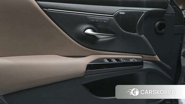Lexus ES300h 7th generation id 4578563 из Кореи 16