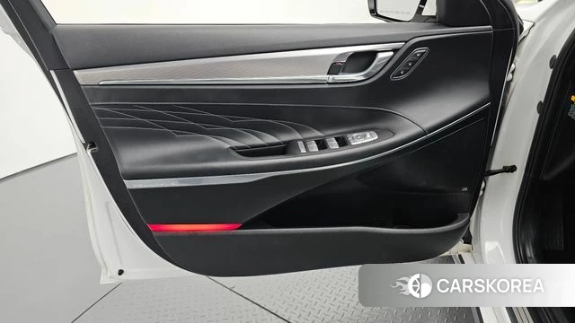 Hyundai The New Grandeur IG id 4632640 из Кореи 16