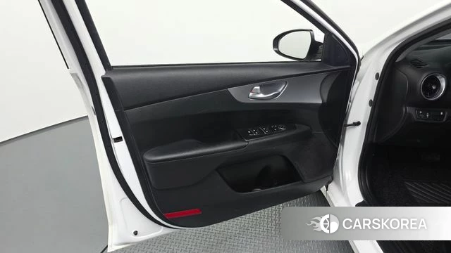 Kia The New K3 2nd generation id 4195548 из Кореи 16