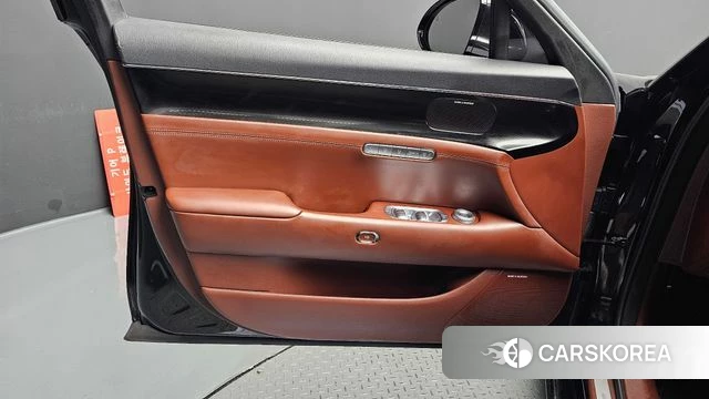Genesis G90 (RS4) id 4711814 из Кореи 16
