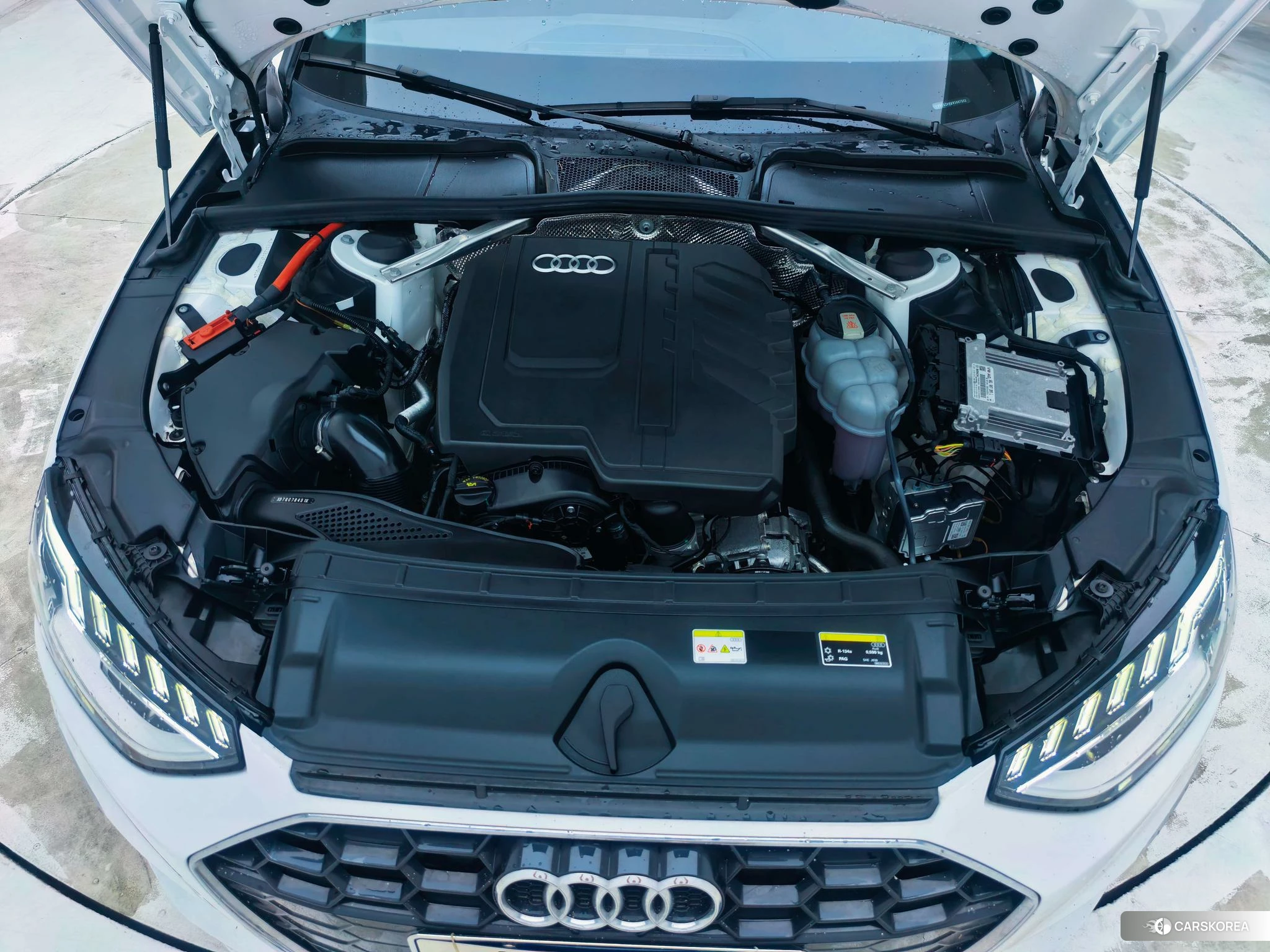 Audi A4L id 4454759 из Китая 16