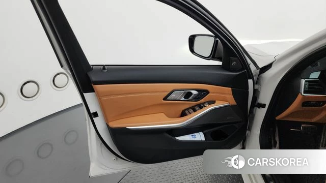 BMW 3 Series (G20) id 4415218 из Кореи 16