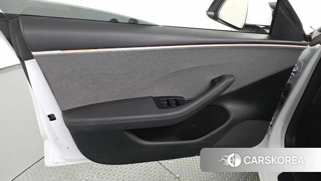 Tesla Model 3 id 4640338 из Кореи 16